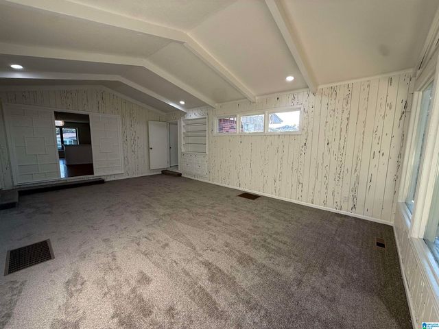 10 SW GREEN SPRINGS AVENUE, Birmingham, AL 35211