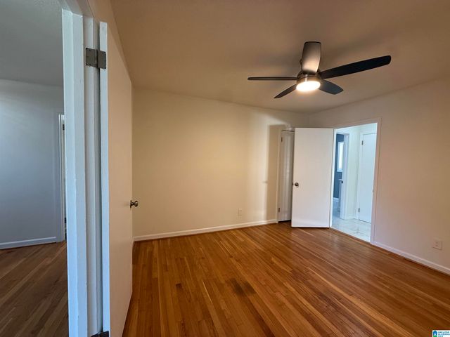 10 SW GREEN SPRINGS AVENUE, Birmingham, AL 35211