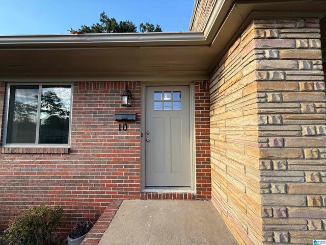 10 SW GREEN SPRINGS AVENUE, Birmingham, AL 35211