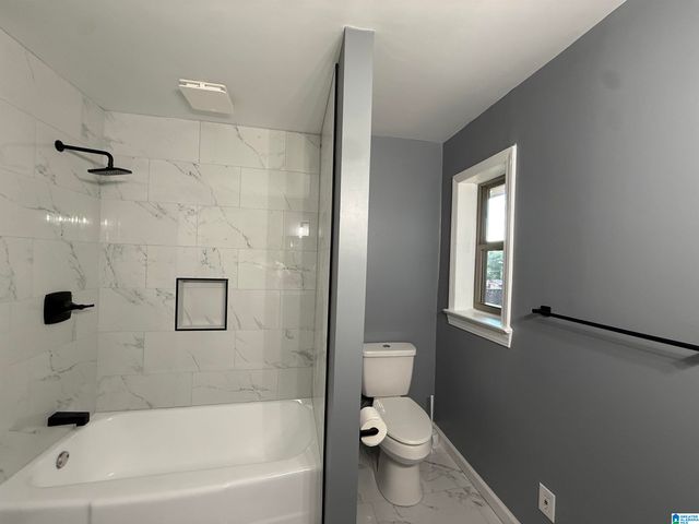 10 SW GREEN SPRINGS AVENUE, Birmingham, AL 35211