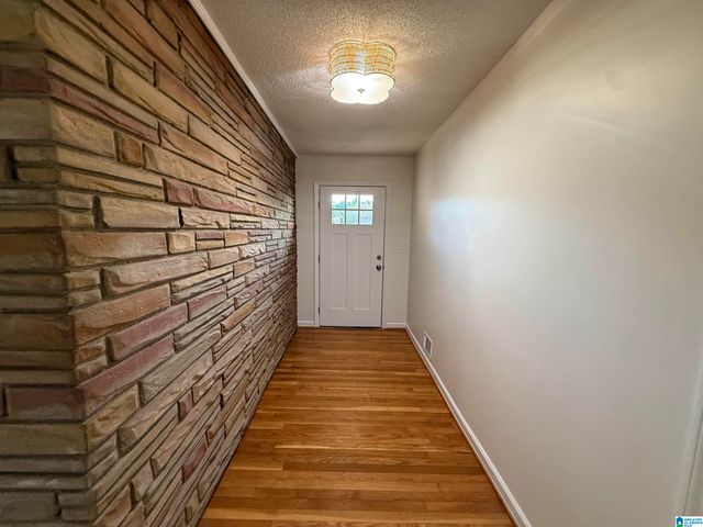 10 SW GREEN SPRINGS AVENUE, Birmingham, AL 35211