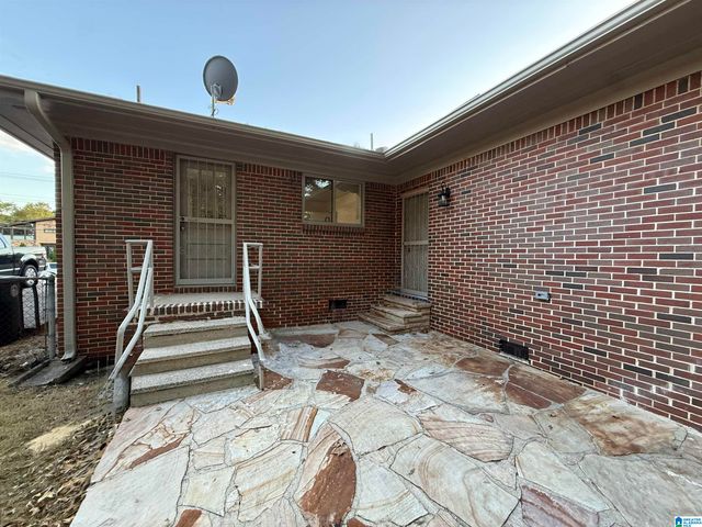 10 SW GREEN SPRINGS AVENUE, Birmingham, AL 35211