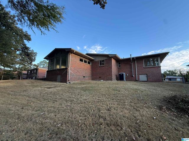 10 SW GREEN SPRINGS AVENUE, Birmingham, AL 35211