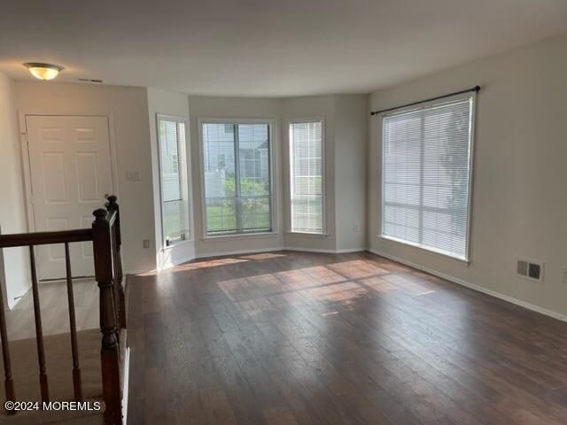 76 Foxwood Place, Morganville, NJ 07751