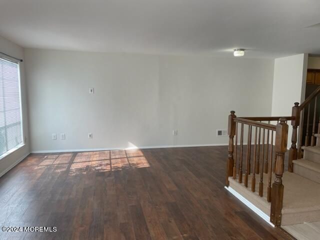 76 Foxwood Place, Morganville, NJ 07751
