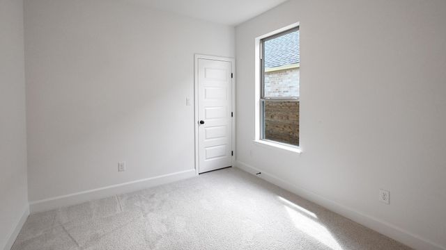 312 Watersong BND, Lockhart, TX 78644