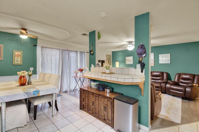 4016 Blue Bird Dr, Modesto, CA 95356