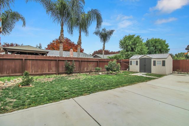 4016 Blue Bird Dr, Modesto, CA 95356