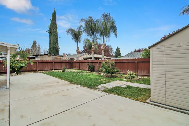 4016 Blue Bird Dr, Modesto, CA 95356