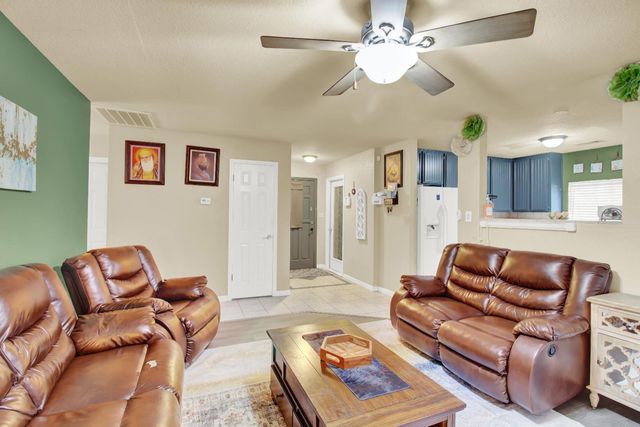 4016 Blue Bird Dr, Modesto, CA 95356