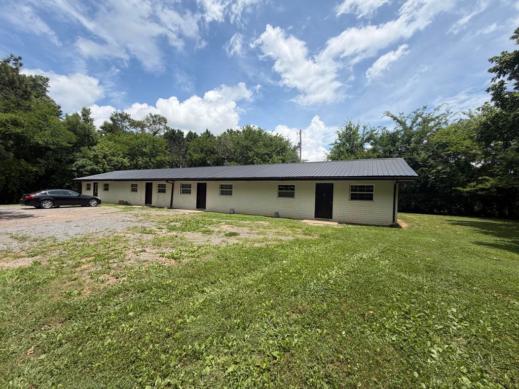 1614 Waring Road NW, Dalton, GA 30721