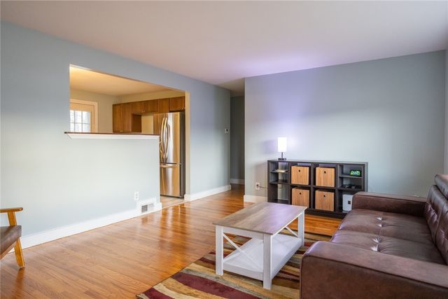 11 Salem Drive, North Providence, RI 02904