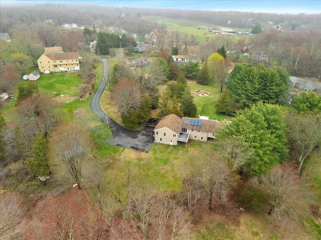 70-R Milk St, Blackstone, MA 01504