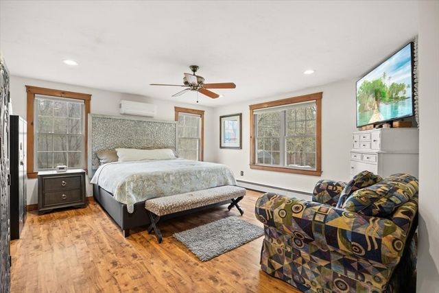 70-R Milk St, Blackstone, MA 01504