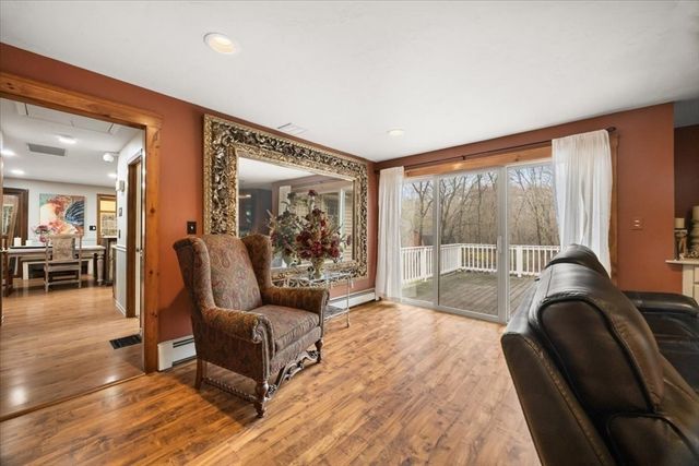 70-R Milk St, Blackstone, MA 01504