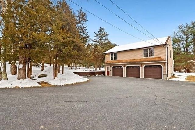 70-R Milk St, Blackstone, MA 01504