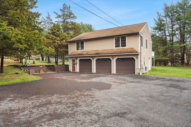 70-R Milk St, Blackstone, MA 01504