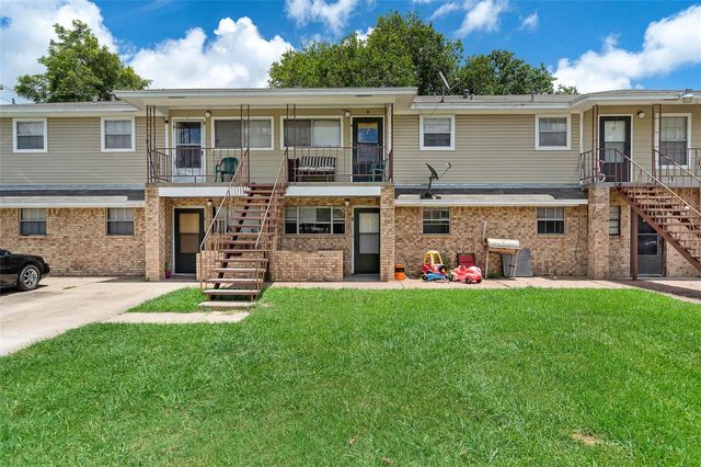 2729 Main Street 3, La Marque, TX 77568