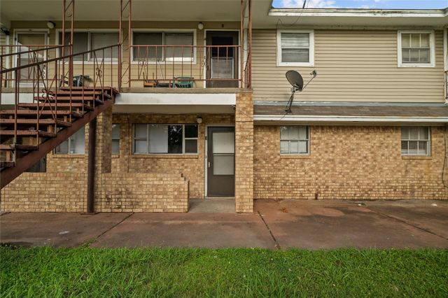 2729 Main Street 3, La Marque, TX 77568