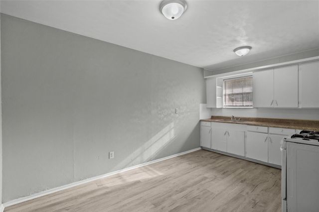 2729 Main Street 3, La Marque, TX 77568