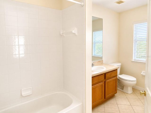 1460 EQUINOX CIRCLE, Sanford, FL 32771