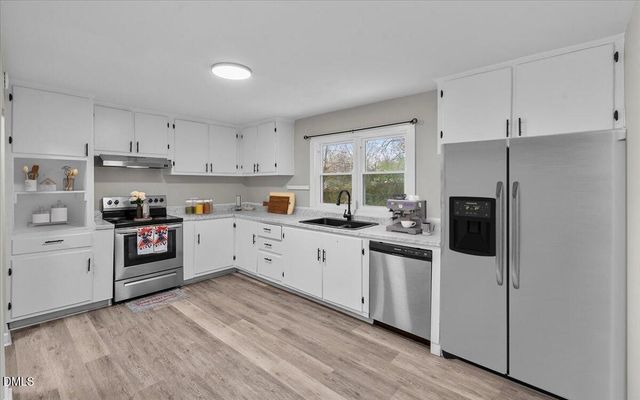 605 Apple Street, Burlington, NC 27217