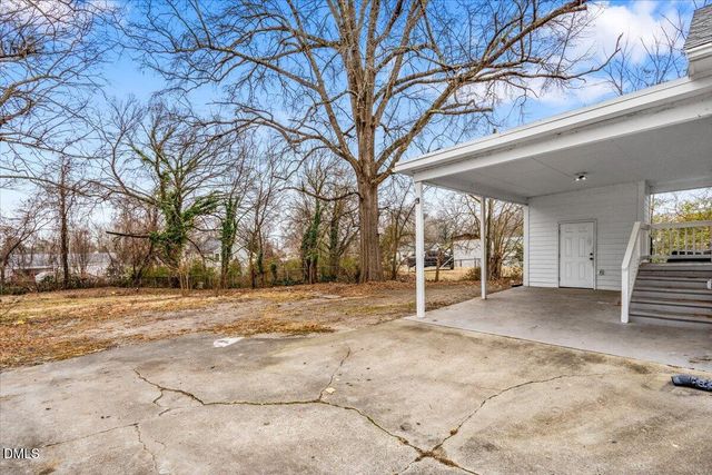 605 Apple Street, Burlington, NC 27217