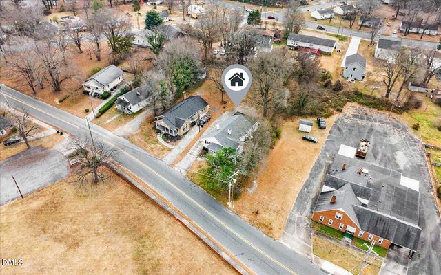 605 Apple Street, Burlington, NC 27217