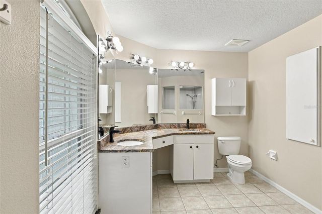 1225 OAK TREE LANE, Nokomis, FL 34275