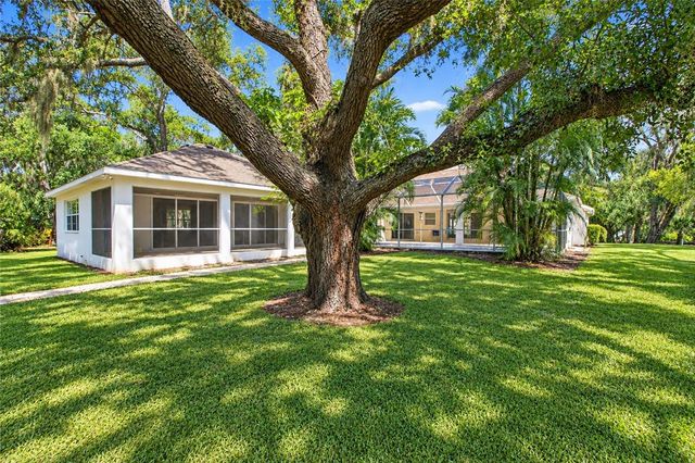 1225 OAK TREE LANE, Nokomis, FL 34275