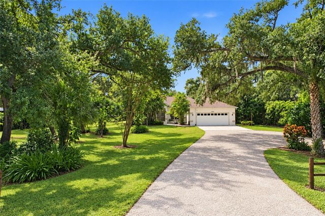 1225 OAK TREE LANE, Nokomis, FL 34275