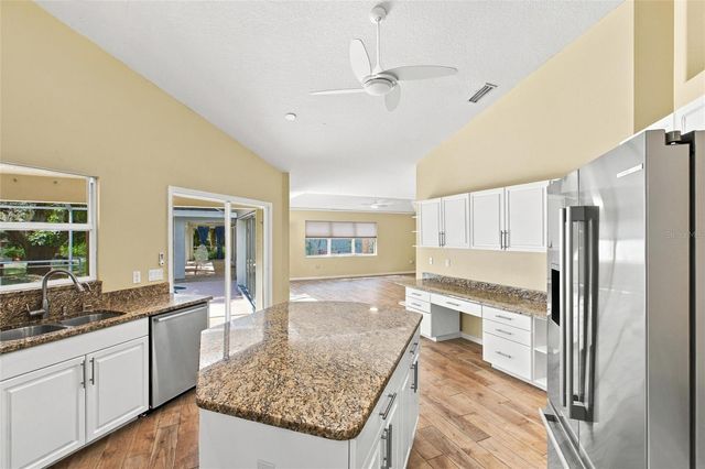 1225 OAK TREE LANE, Nokomis, FL 34275