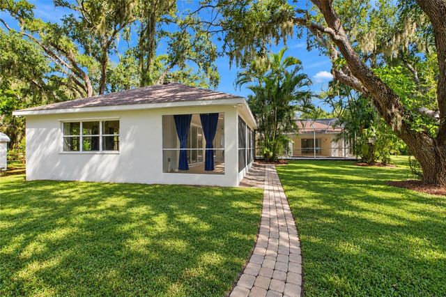 1225 OAK TREE LANE, Nokomis, FL 34275