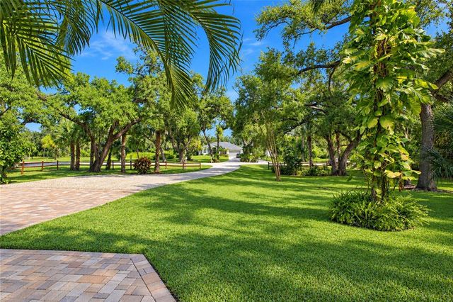 1225 OAK TREE LANE, Nokomis, FL 34275
