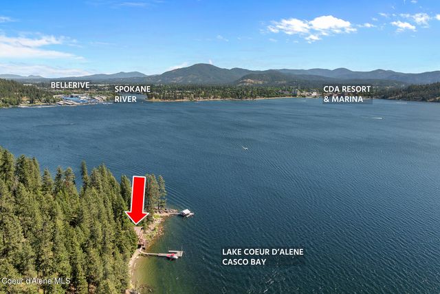 8245 W Coeur D Alene Lake SHR, Coeur D'alene, ID 83814