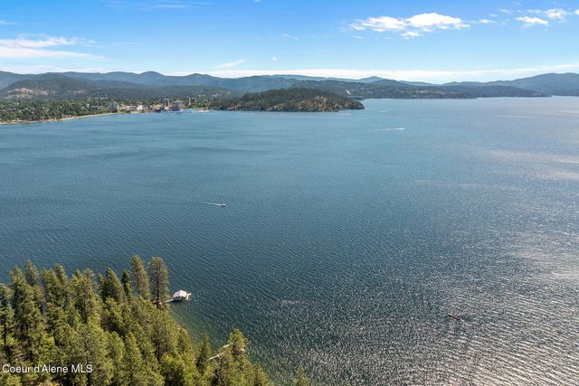 8245 W Coeur D Alene Lake SHR, Coeur D'alene, ID 83814