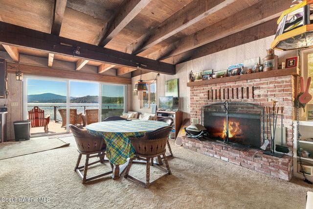 8245 W Coeur D Alene Lake SHR, Coeur D'alene, ID 83814