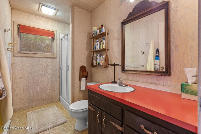 8245 W Coeur D Alene Lake SHR, Coeur D'alene, ID 83814