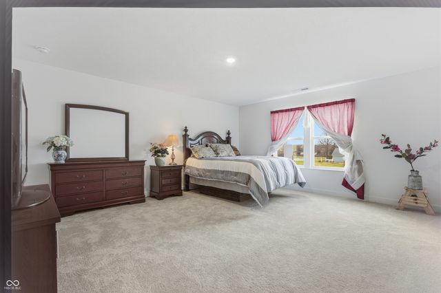 7658 Hillway Drive, Indianapolis, IN 46113