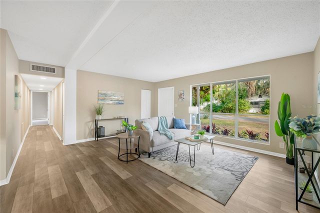 2503 ELM STREET, Seffner, FL 33584