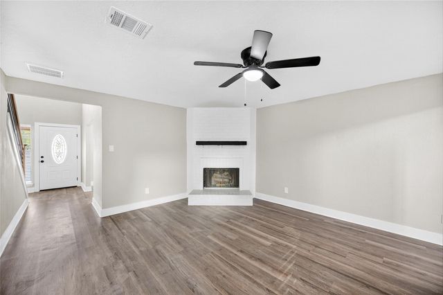 6835 Laughlin Drive, Missouri City, TX 77489