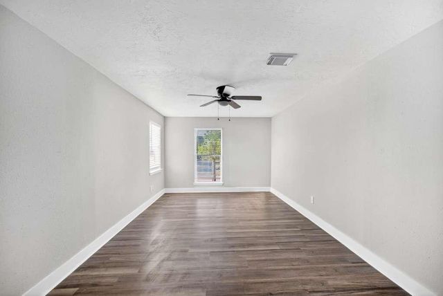 6835 Laughlin Drive, Missouri City, TX 77489