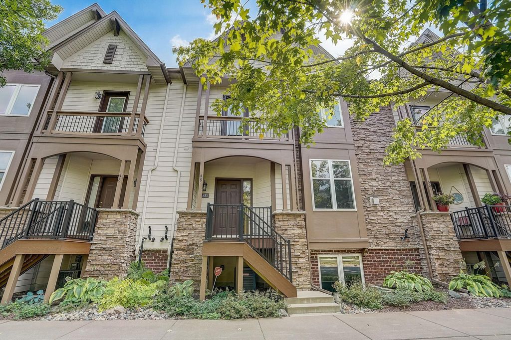 48 E 125th Street, Burnsville, MN 55337