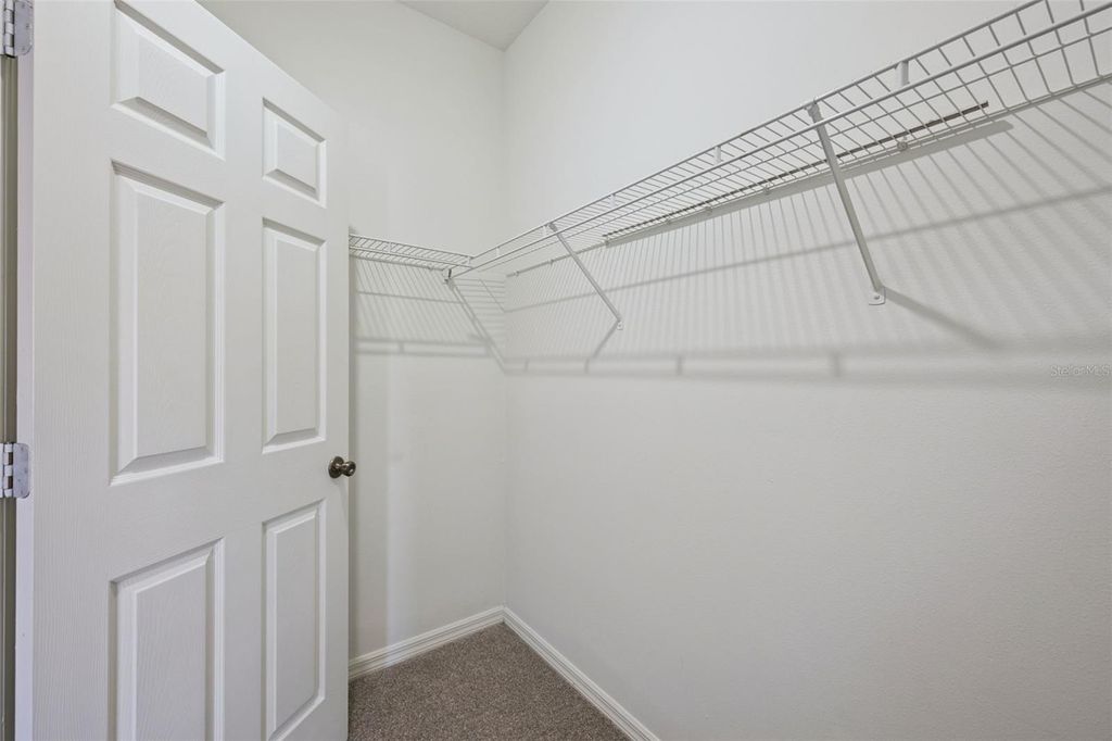 Image 19 of property listing at 2572 ACUNA COURT, Lake Mary, FL 32746