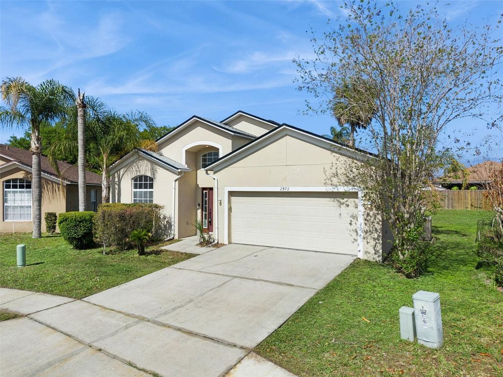 Image 3 of property listing at 2572 ACUNA COURT, Lake Mary, FL 32746