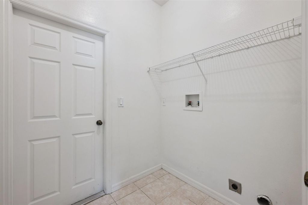 Image 26 of property listing at 2572 ACUNA COURT, Lake Mary, FL 32746