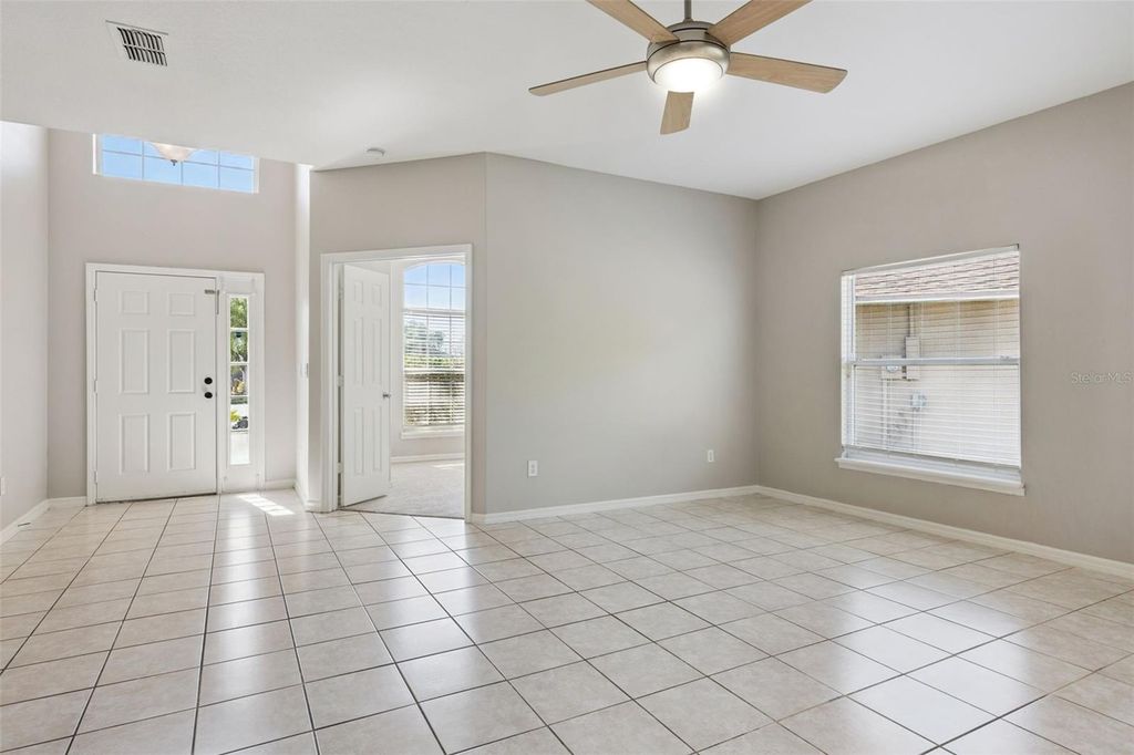 Image 8 of property listing at 2572 ACUNA COURT, Lake Mary, FL 32746
