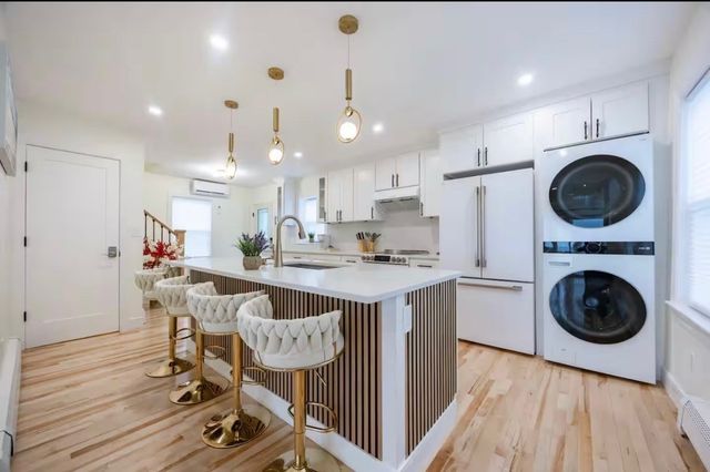 57 Edgewater Rd, Hull, MA 02045
