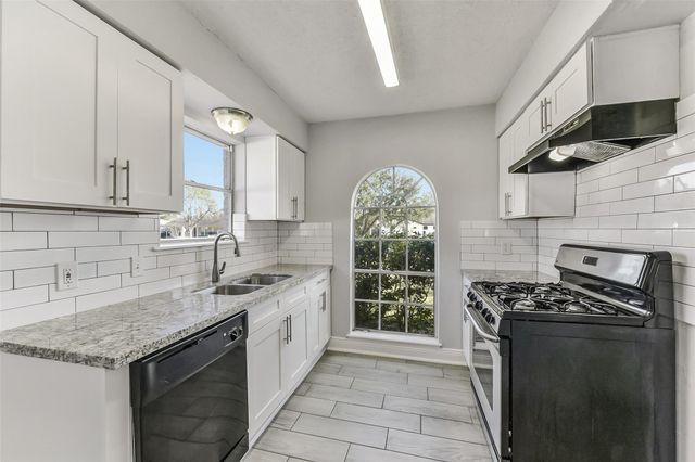 11022 Sageberry Drive, Houston, TX 77089