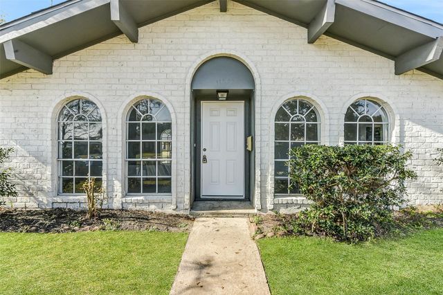 11022 Sageberry Drive, Houston, TX 77089